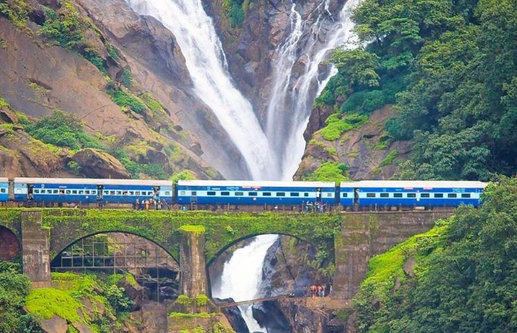 Goa With Dudhsagar Waterfall Tour